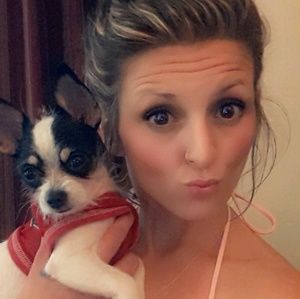 Meet your Posher, Candace